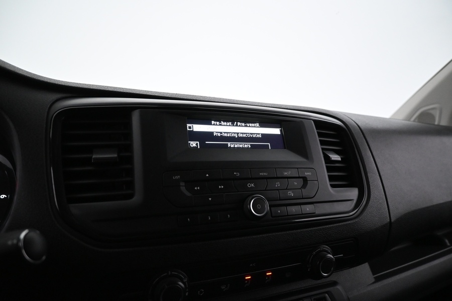 Opel Vivaro vaihtoauto