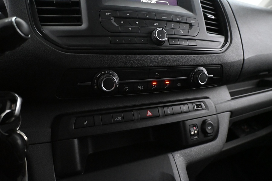 Opel Vivaro vaihtoauto