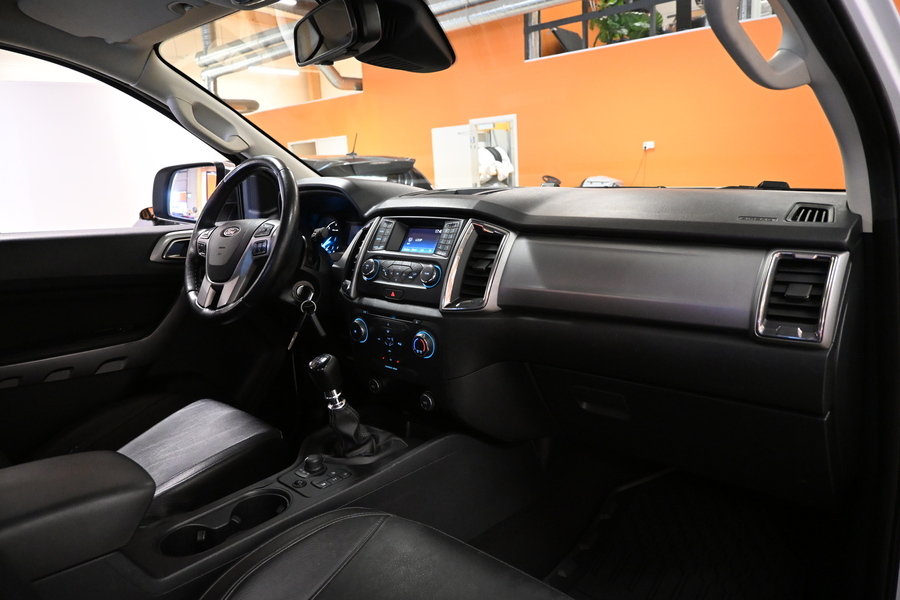 Ford Ranger vaihtoauto