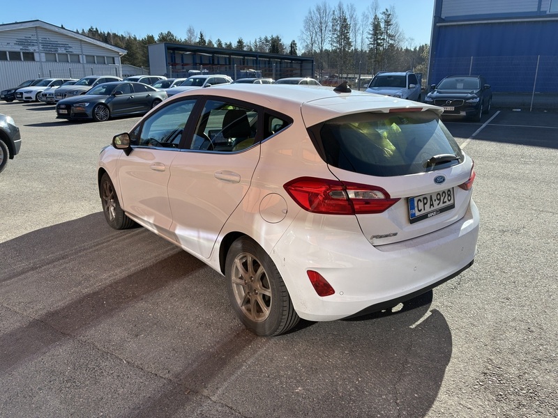 Ford Fiesta vaihtoauto