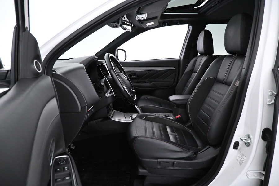 Mitsubishi Outlander PHEV vaihtoauto