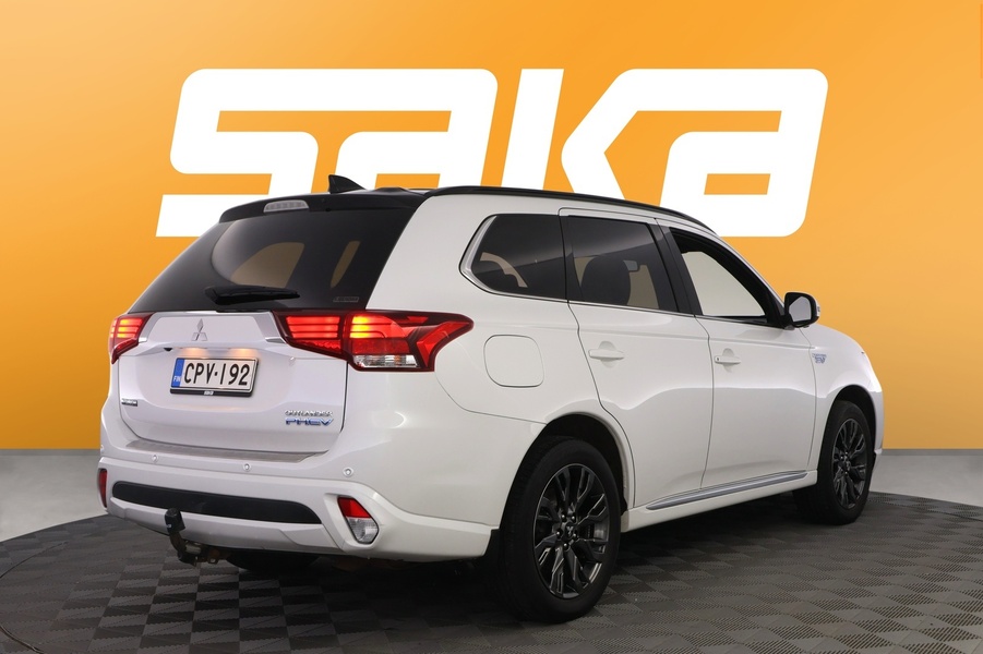 Mitsubishi Outlander PHEV vaihtoauto