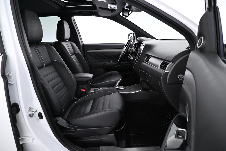 Mitsubishi Outlander PHEV vaihtoauto