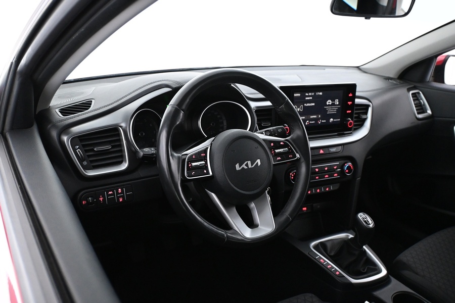 Kia Ceed vaihtoauto