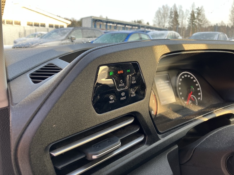 Volkswagen Caddy Maxi vaihtoauto