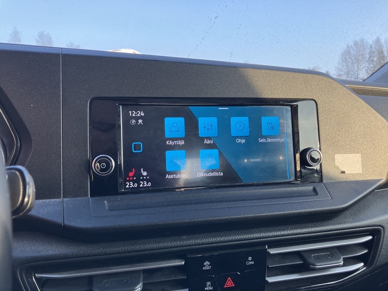 Volkswagen Caddy Maxi vaihtoauto