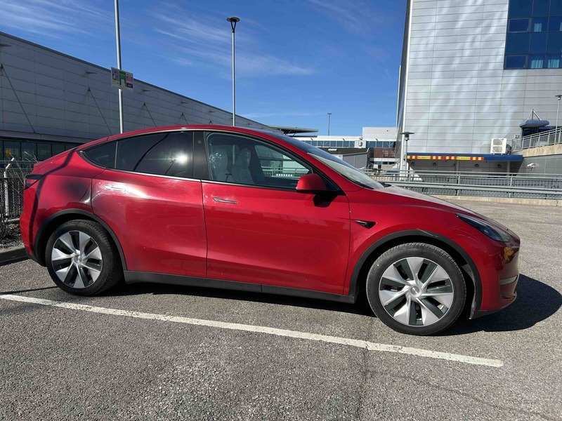 Tesla Model Y vaihtoauto