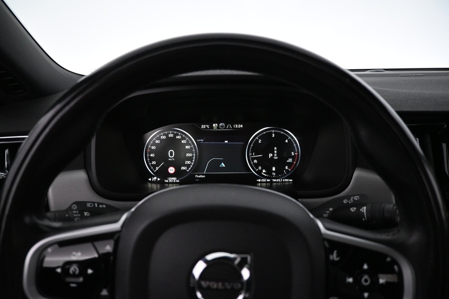 Volvo V90 Cross Country vaihtoauto