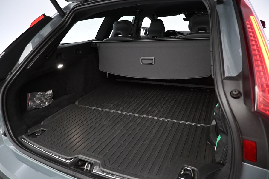 Volvo V90 Cross Country vaihtoauto