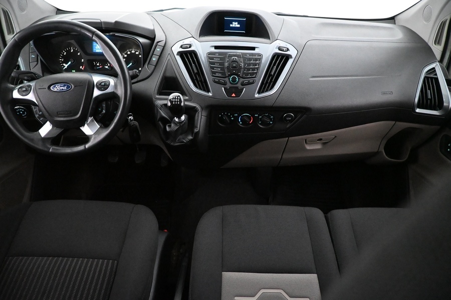 Ford Tourneo Custom vaihtoauto