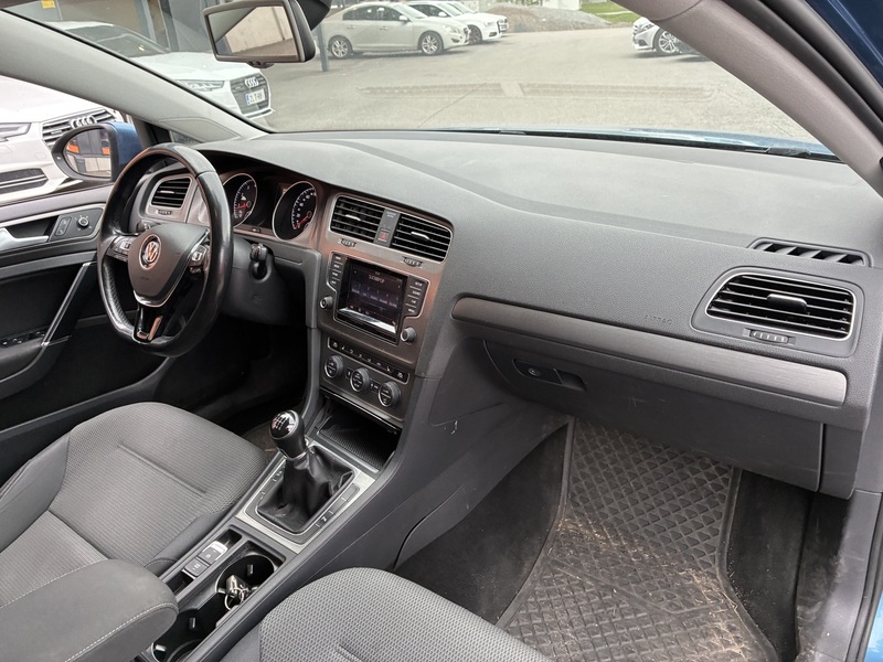 Volkswagen Golf vaihtoauto