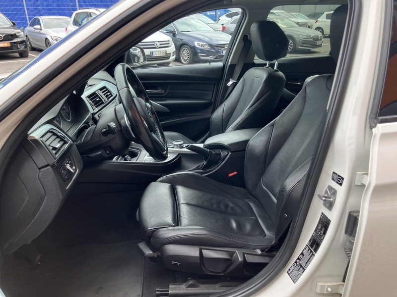BMW 330 vaihtoauto