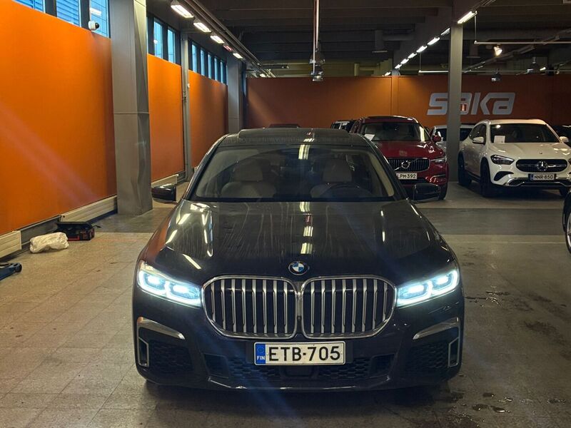 BMW 745 vaihtoauto