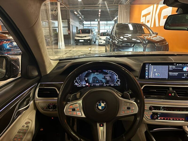 BMW 745 vaihtoauto