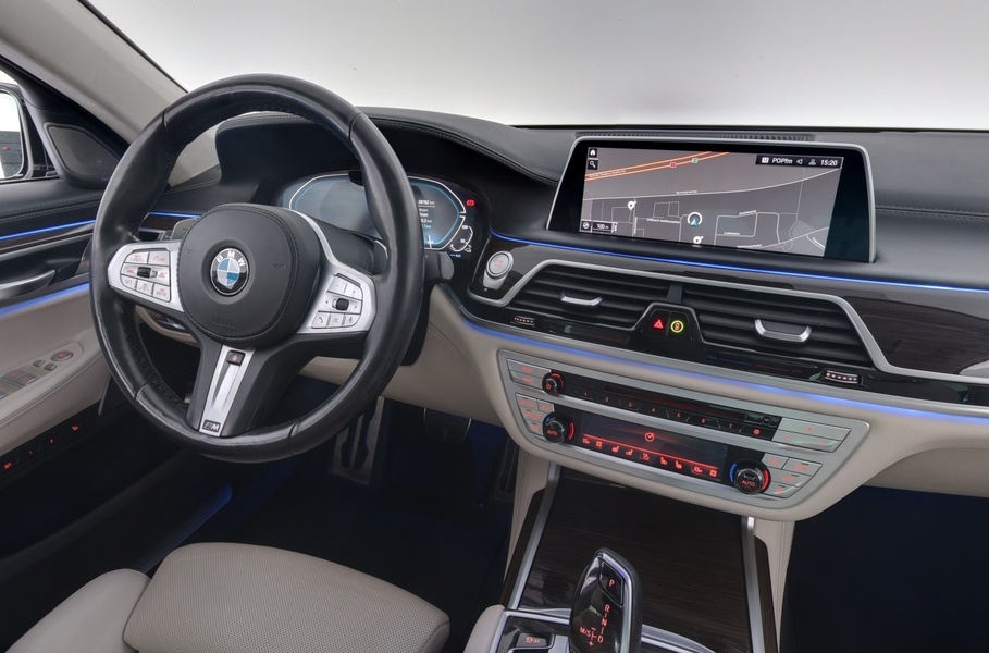 BMW 745 vaihtoauto