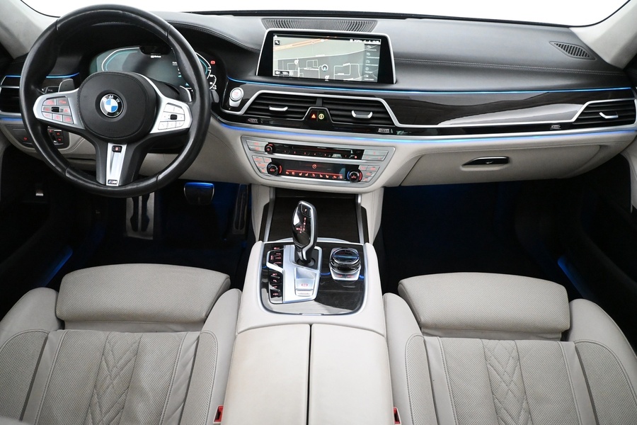 BMW 745 vaihtoauto