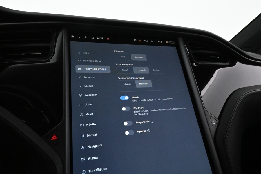 Tesla Model X vaihtoauto