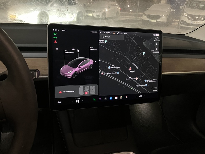 Tesla Model 3 vaihtoauto