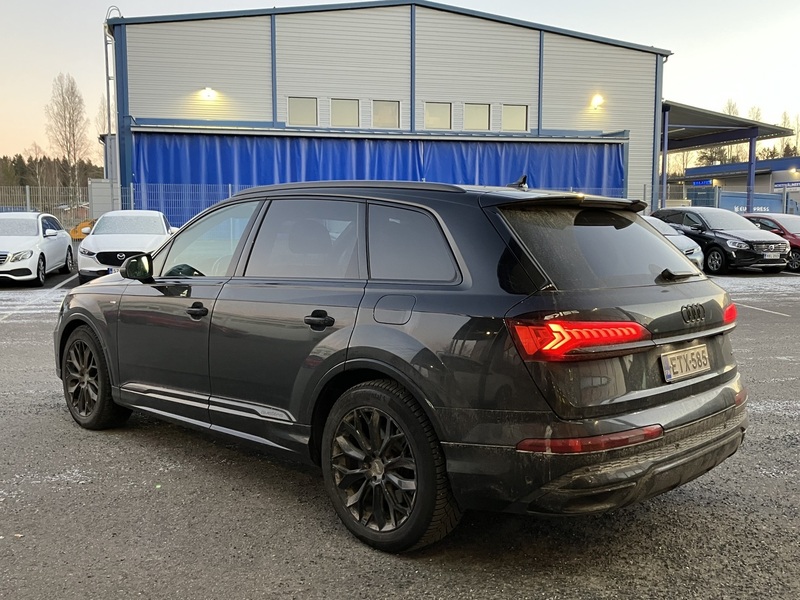 Audi Q7 vaihtoauto