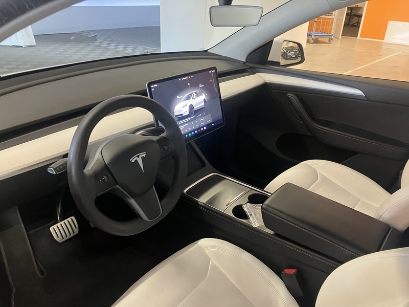 Tesla Model Y vaihtoauto