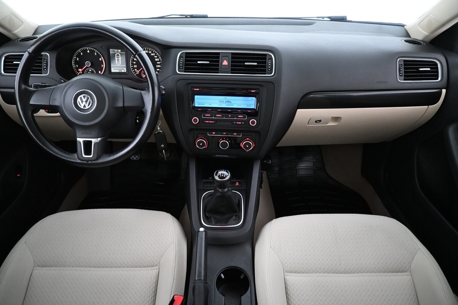 Volkswagen Jetta vaihtoauto