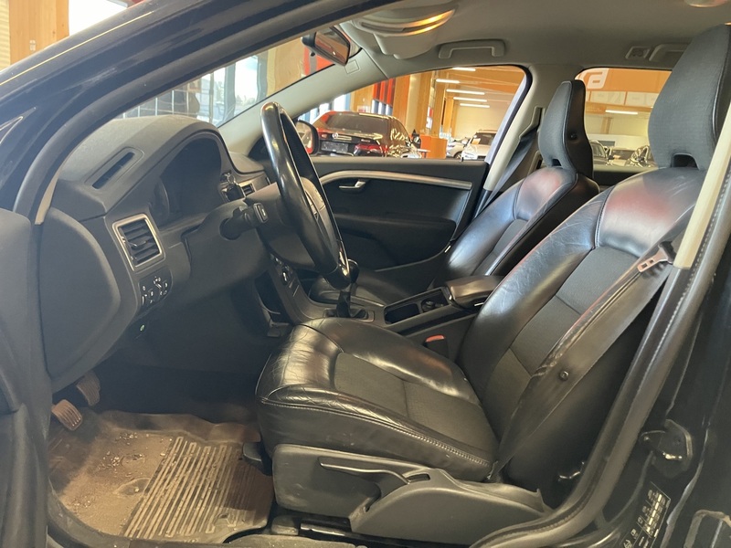 Volvo V70 vaihtoauto