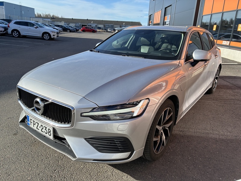 Volvo V60 vaihtoauto