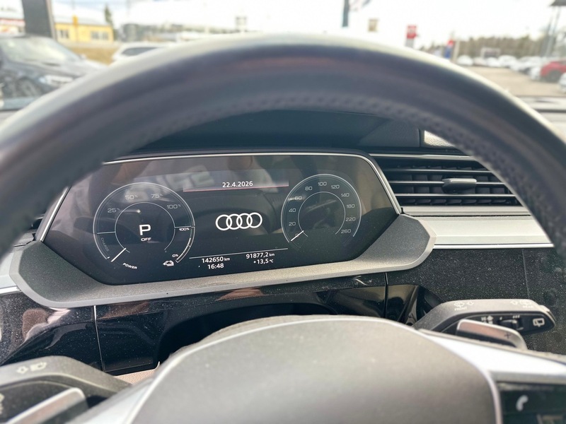 Audi e-tron vaihtoauto