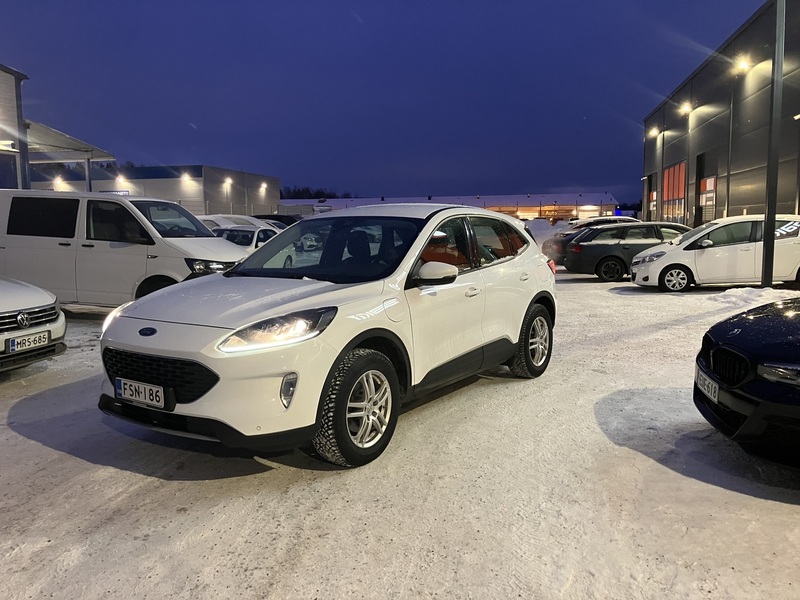 Ford Kuga vaihtoauto