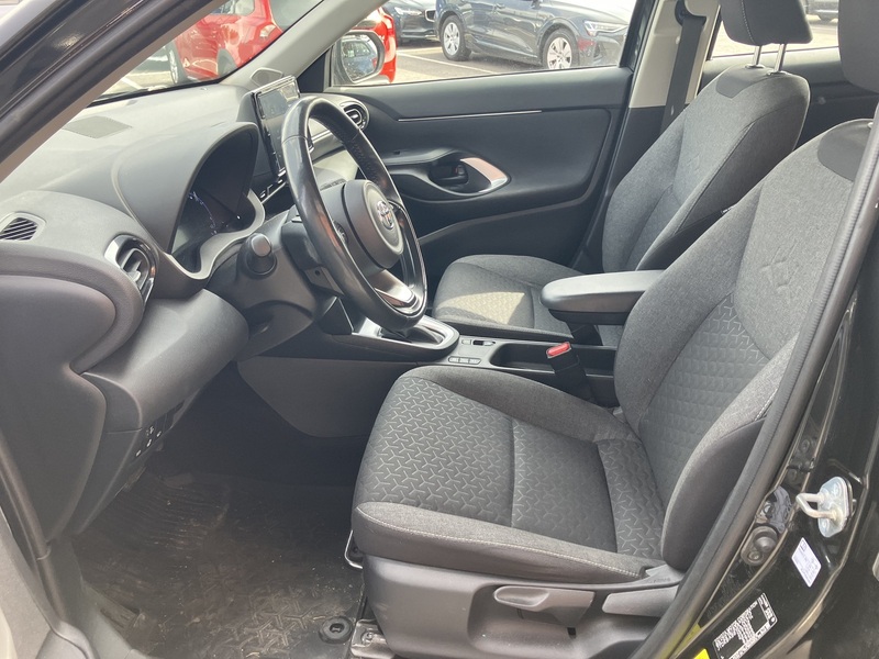 Toyota Yaris Cross vaihtoauto