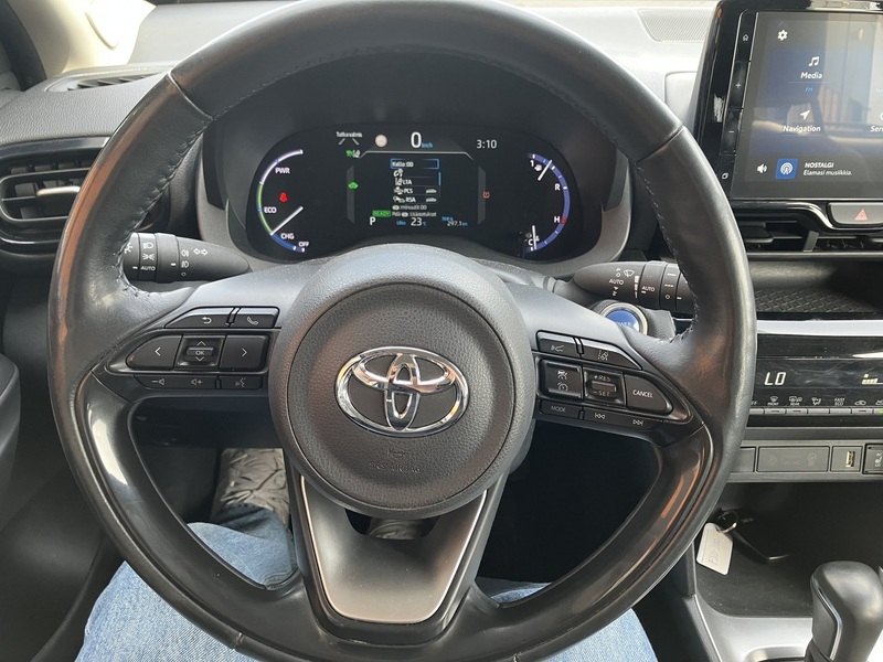 Toyota Yaris Cross vaihtoauto