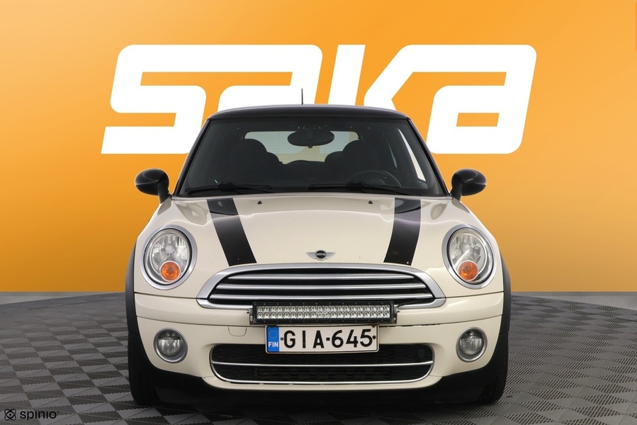 Mini Cooper vaihtoauto