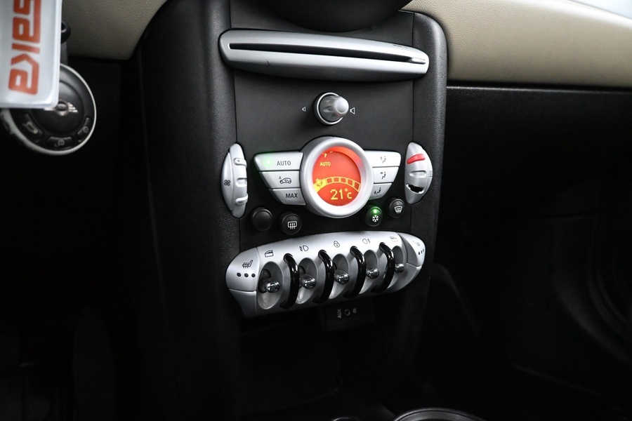 Mini Cooper vaihtoauto