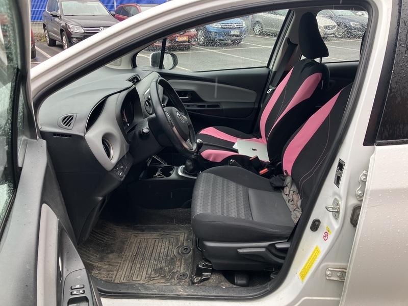Toyota Yaris vaihtoauto