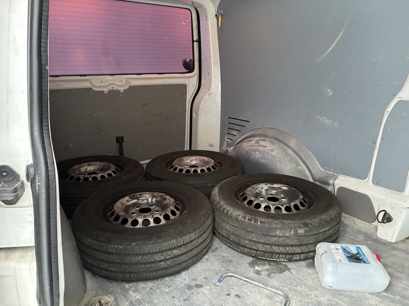 Volkswagen Transporter vaihtoauto