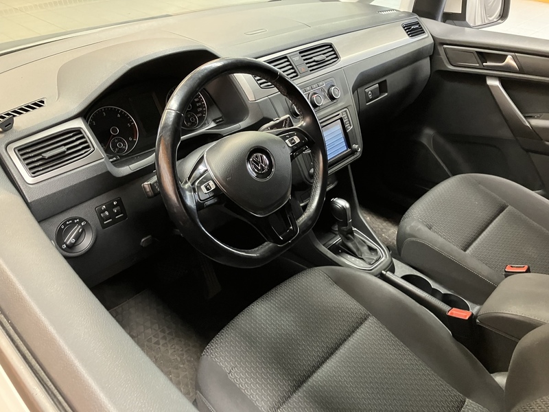 Volkswagen Caddy Maxi vaihtoauto