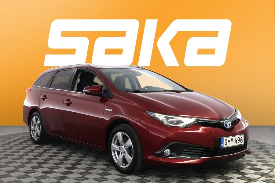 Toyota Auris vaihtoauto