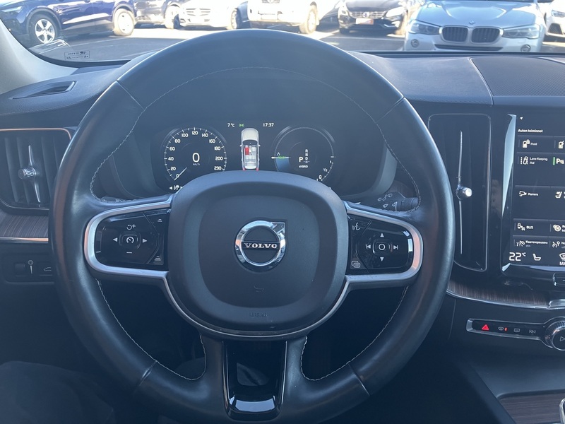 Volvo XC60 vaihtoauto