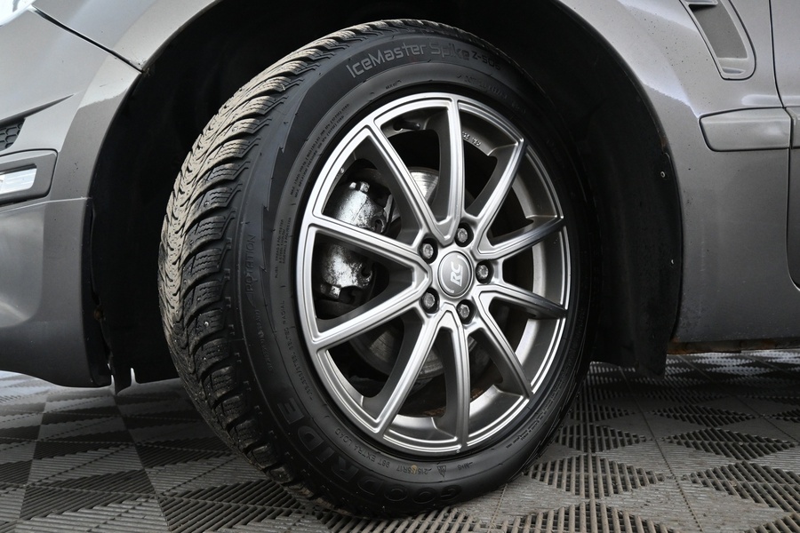 Ford S-MAX vaihtoauto