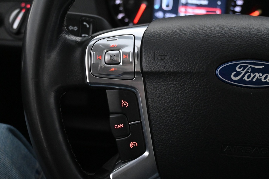 Ford S-MAX vaihtoauto