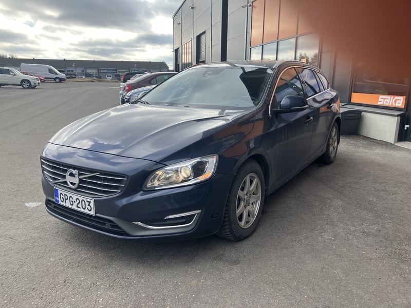 Volvo V60 vaihtoauto
