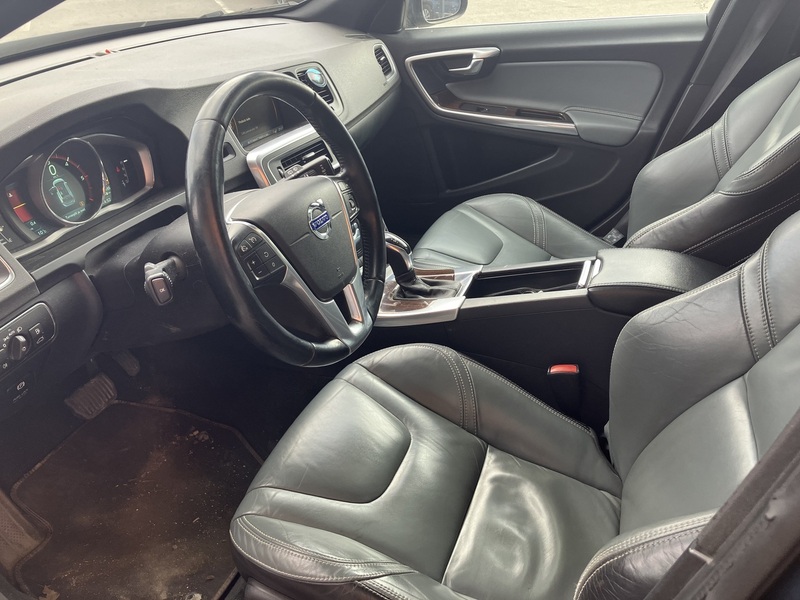 Volvo V60 vaihtoauto