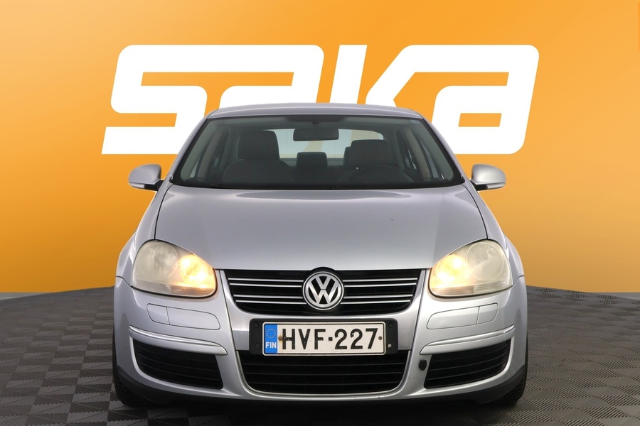 Volkswagen Jetta vaihtoauto