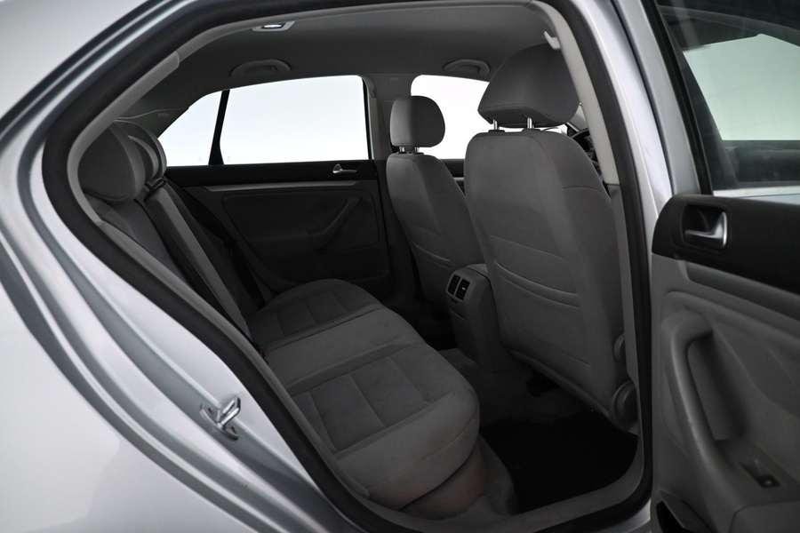 Volkswagen Jetta vaihtoauto