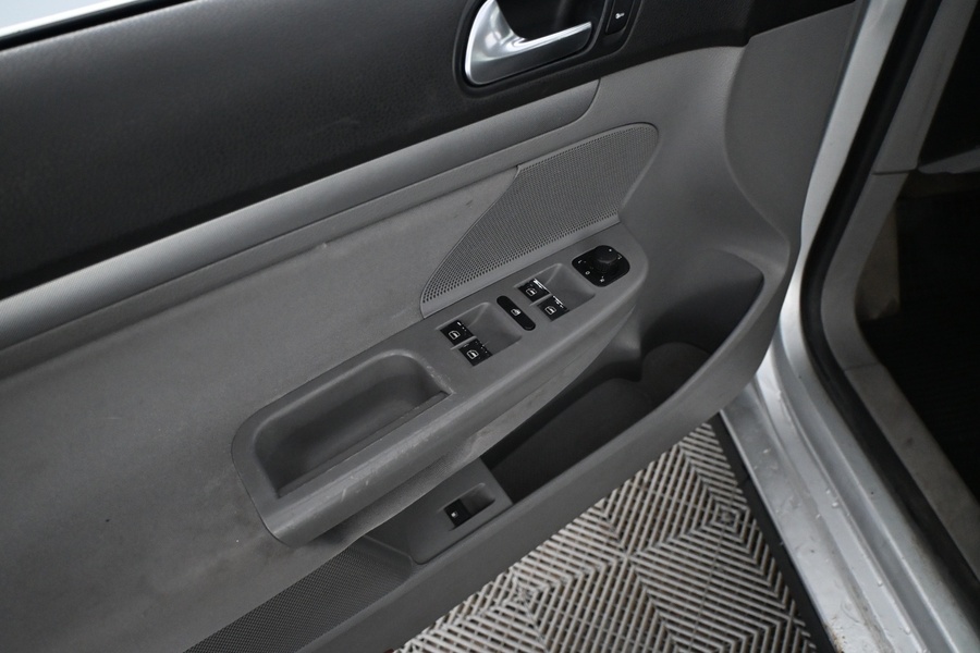 Volkswagen Jetta vaihtoauto