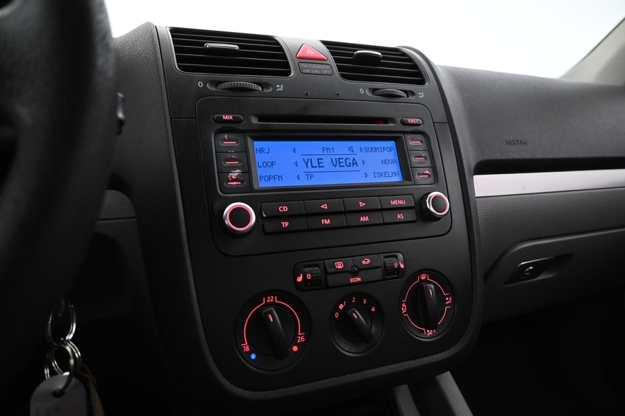 Volkswagen Jetta vaihtoauto