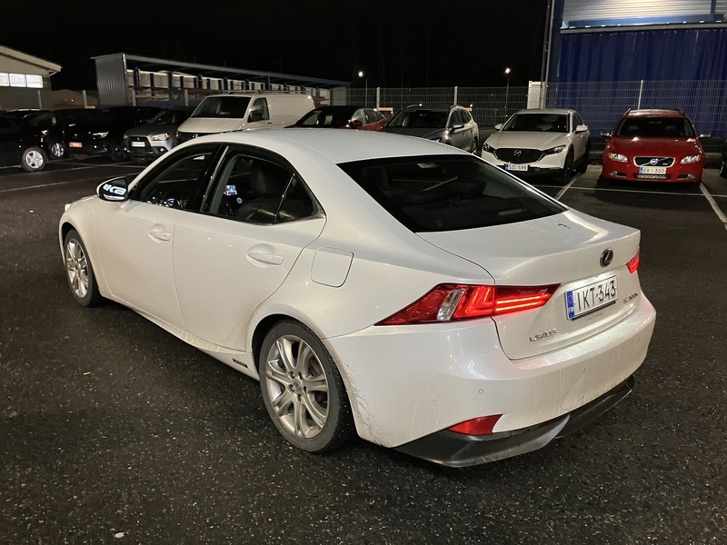 Lexus IS vaihtoauto