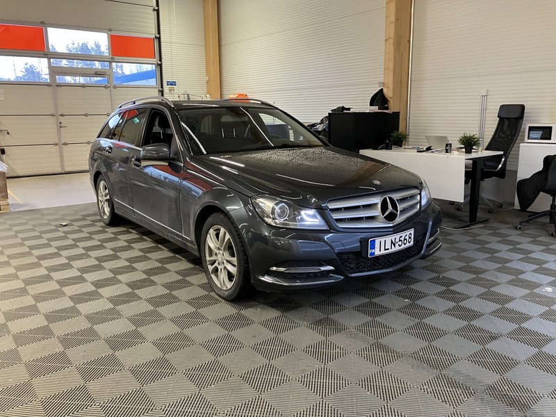 Mercedes-Benz C vaihtoauto