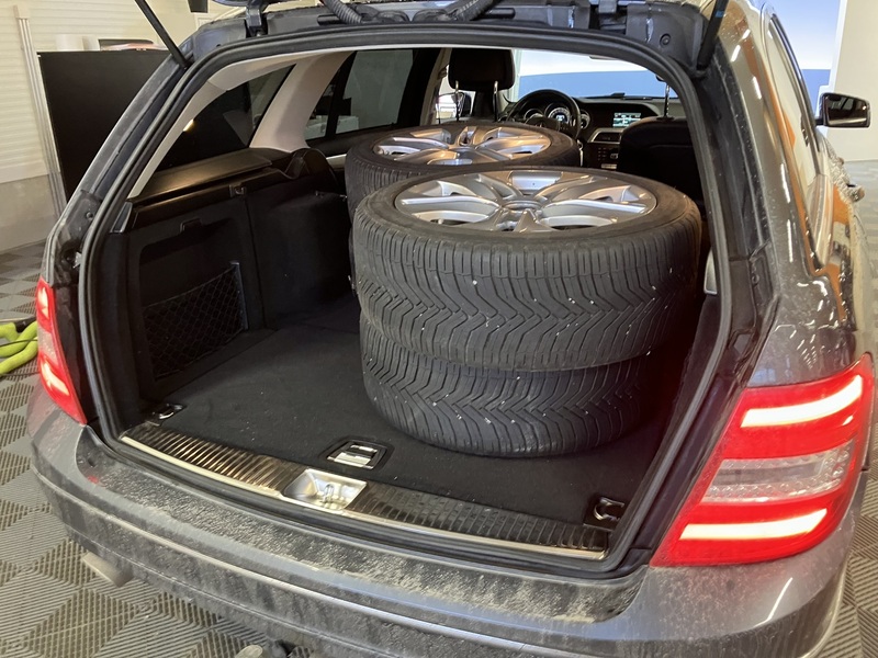 Mercedes-Benz C vaihtoauto