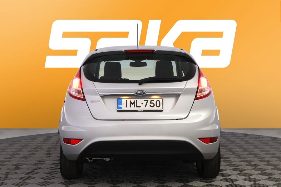 Ford Fiesta vaihtoauto
